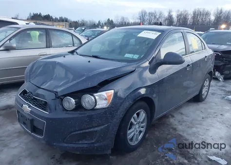 2015 Chevrolet Sonic Lt Auto z USA, uszkodzony, nr VIN 1G1JC5SH9F4154874